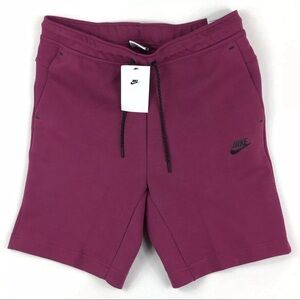 NEW Nike Tech Fleece Shorts